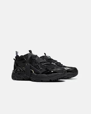 Off White Right Black — головне фото товару