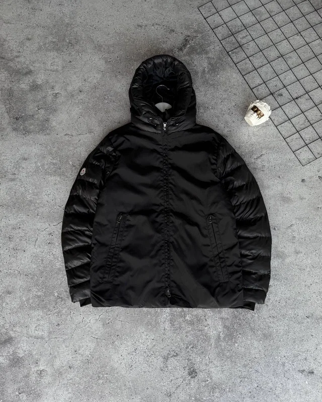 Куртка Moncler — головне фото товару