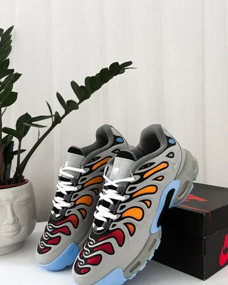 Nike Air Max Plus Drift 'Light Smoke Grey' — головне фото товару