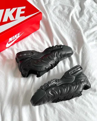 Nike Air Max Plus Drift 'Triple Black Carbon Fiber' HF0785-001 — головне фото товару