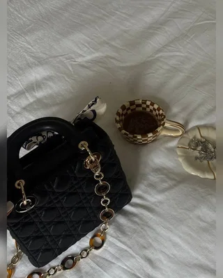 Dior Mini Lady Dior Bag Black Gold 18 х 17 х 8 — головне фото товару