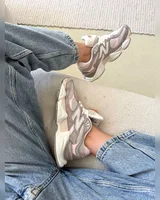 New Balance 9060 grey beige pink — головне фото товару