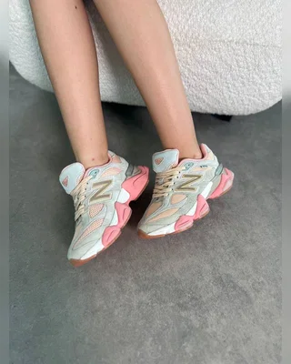 New Balance 9060 pink white — головне фото товару