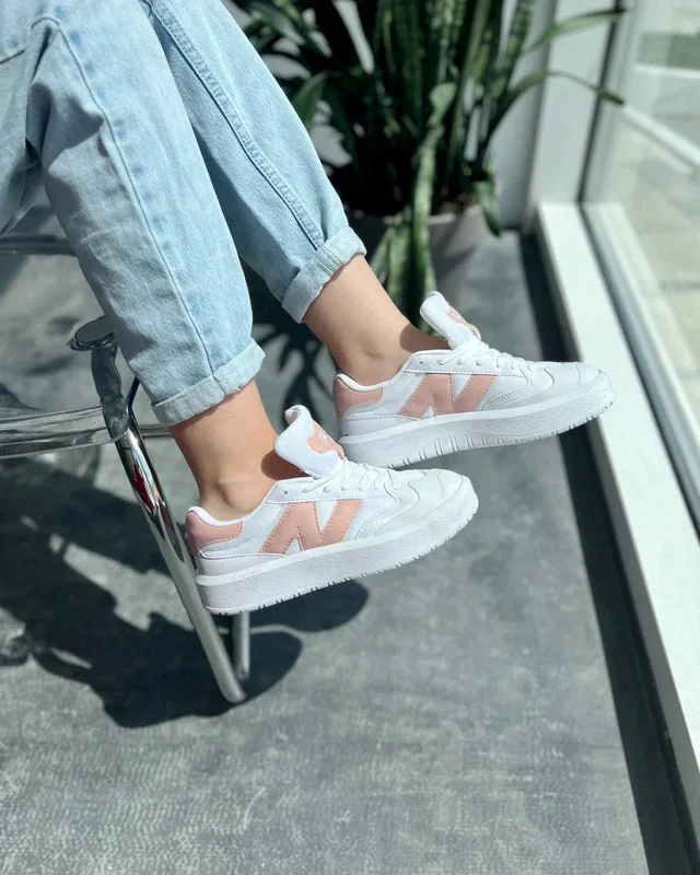 New Balance ct 302 бел роз — головне фото товару