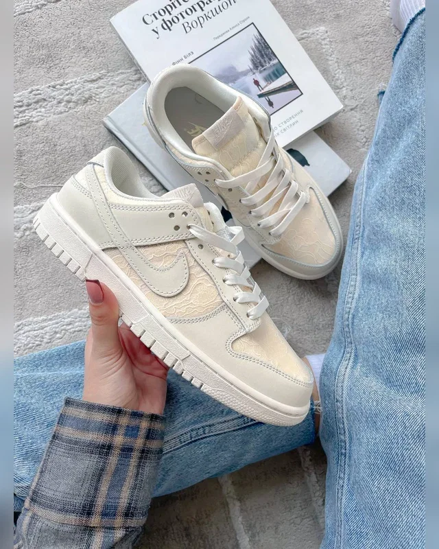Nike DUNK LOW WMNS ‘LACE PACK REGAL BEIGE’ — головне фото товару