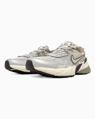 Nike V2K Runtekk Light Brown — головне фото товару