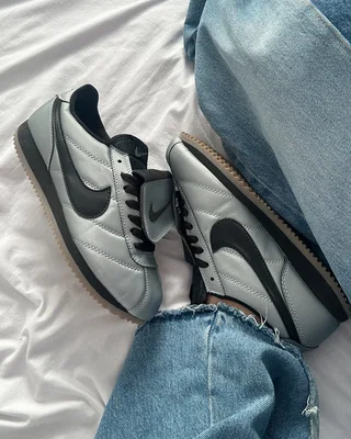 Nike Cortez Leather SE 'Metallic Cool Grey Black' HQ3490-099 — головне фото товару