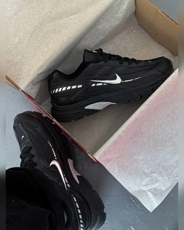 Nike Initiator Black — головне фото товару
