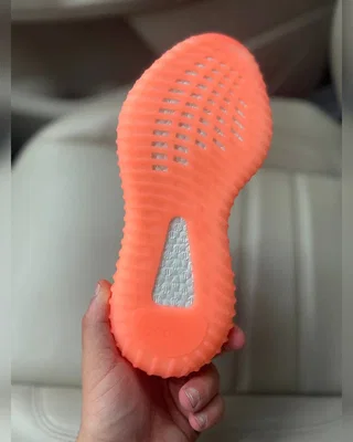 Adidas Yeezy оранж — головне фото товару