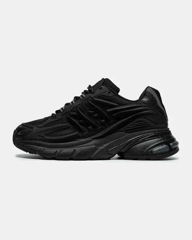 Adidas x Pharrell Adistar Jellyfish 'Triple Black' — головне фото товару
