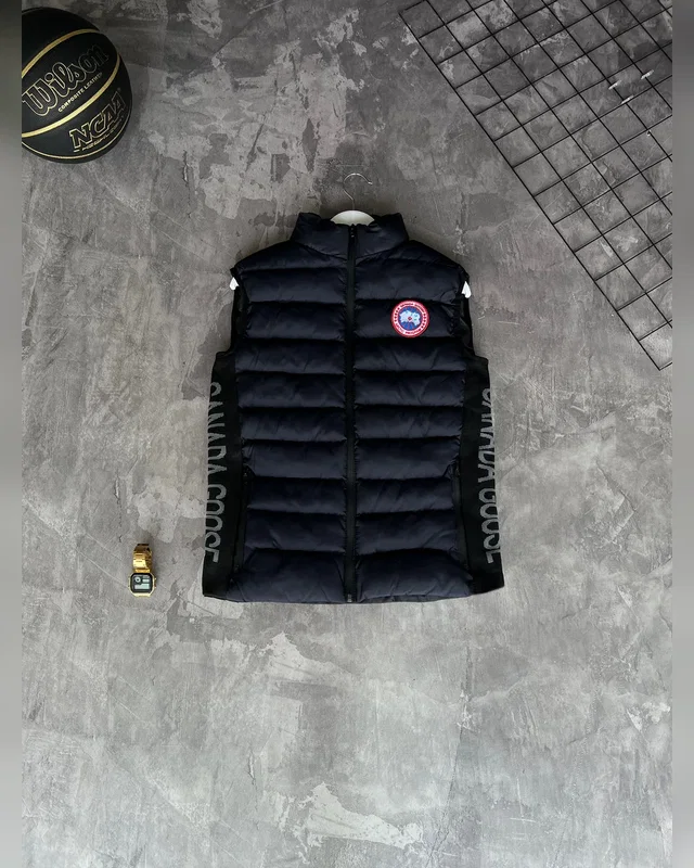 Жилет Canada Goose — головне фото товару