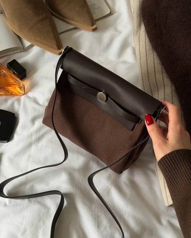 Hermes Herbag Zip 20 Bag Dark Brown 20 х 16 х 7 — головне фото товару