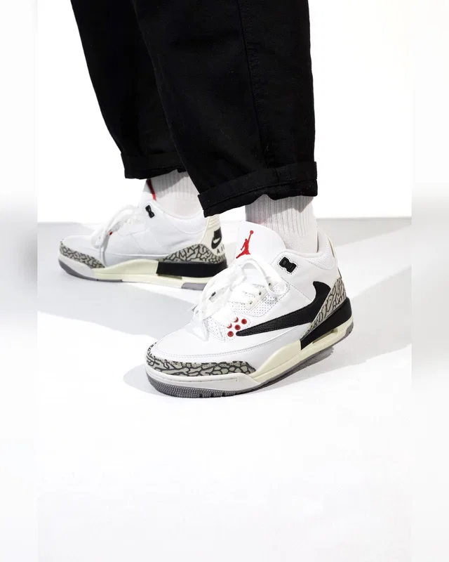 Nike Air Jordan 3 Retro White Brown — головне фото товару