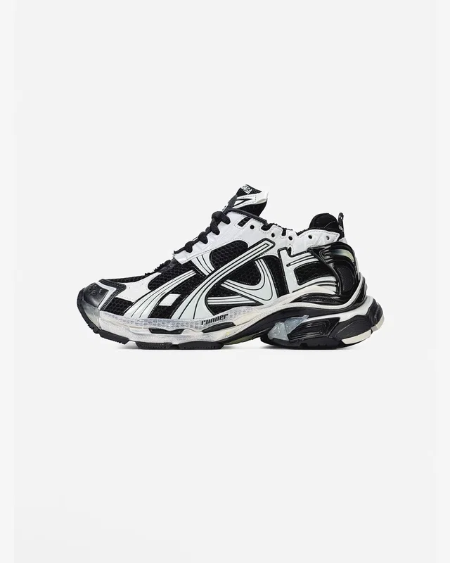 Balenciaga Runner Black/White — головне фото товару