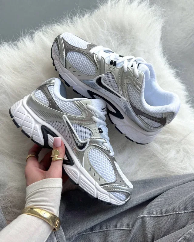 Nike Zoom Vomero 5 RNR White/Silver/Black — головне фото товару