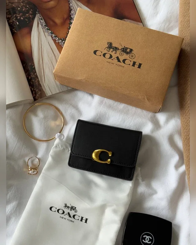 Coach Bandit Card Case Black Gold 10 x 8 x 2.5 Інше — головне фото товару
