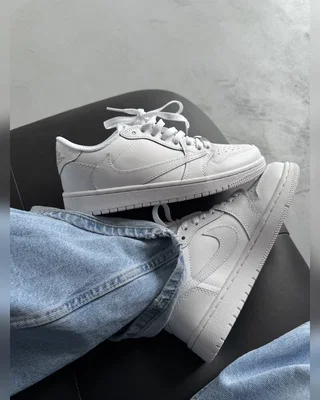 Nike Air Jordan 1 Low Travis Scott White Party — головне фото товару
