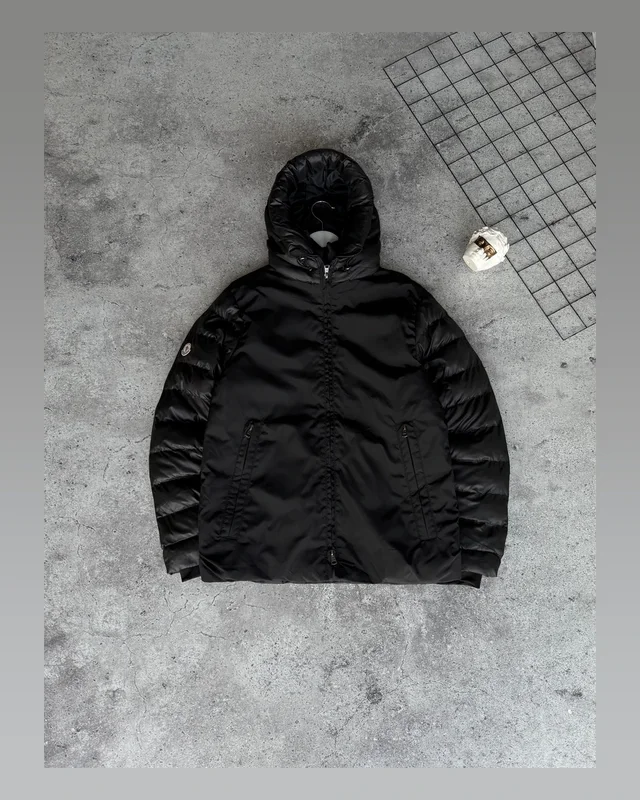 Куртка Moncler — головне фото товару