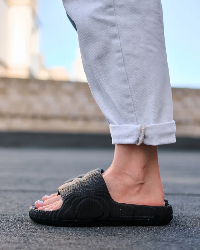 Adidas Adilette Black — головне фото товару
