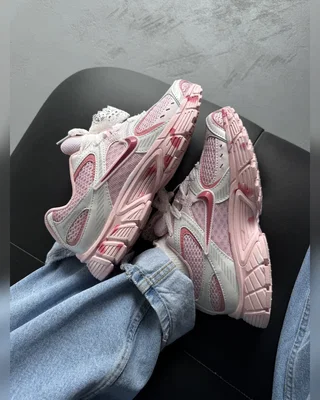 Nike V5 RNR Custom Pink — головне фото товару