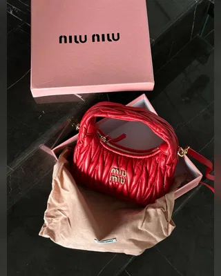 Miu Miu Wander Matelassé Nappa Leather Mini Hobo Bag Red [оригінальна брендована коробка] 21 х 23 х 7 — головне фото товару
