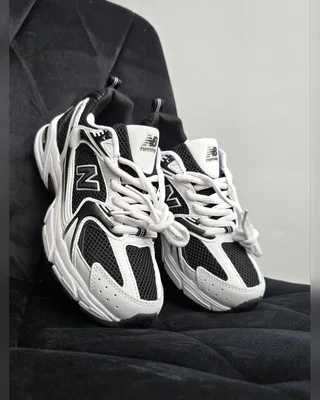 New Balance 530 • Black White • — головне фото товару
