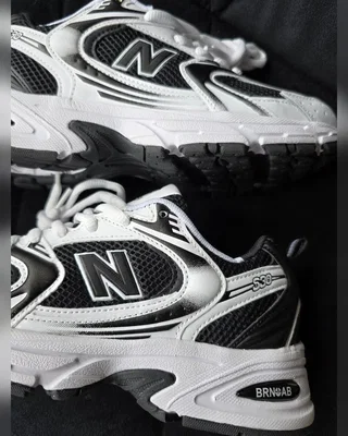 New Balance 530 • Black White • — головне фото товару