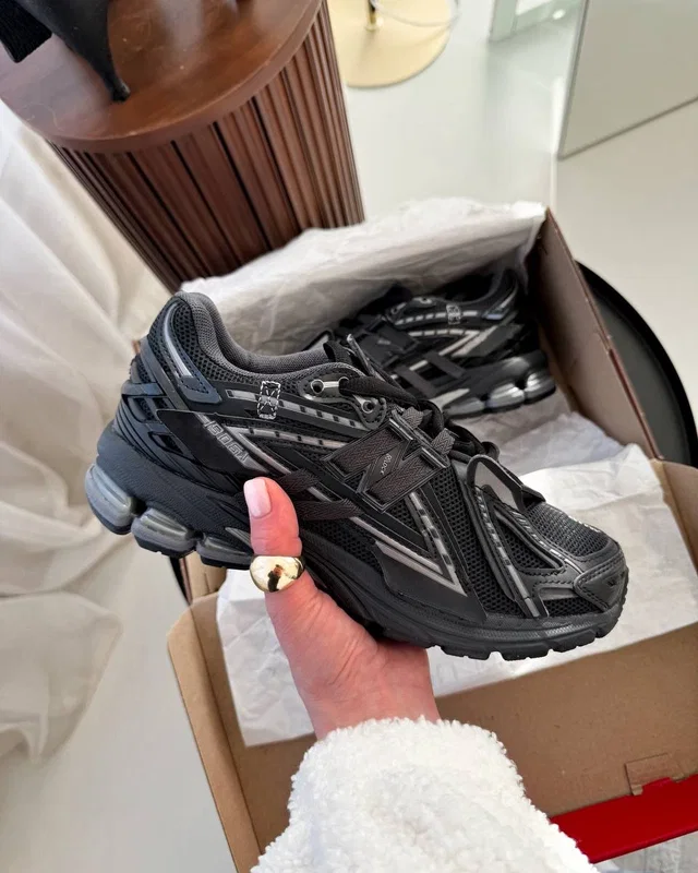 New Balance 1906A Black/Silver Extreme Laces — головне фото товару
