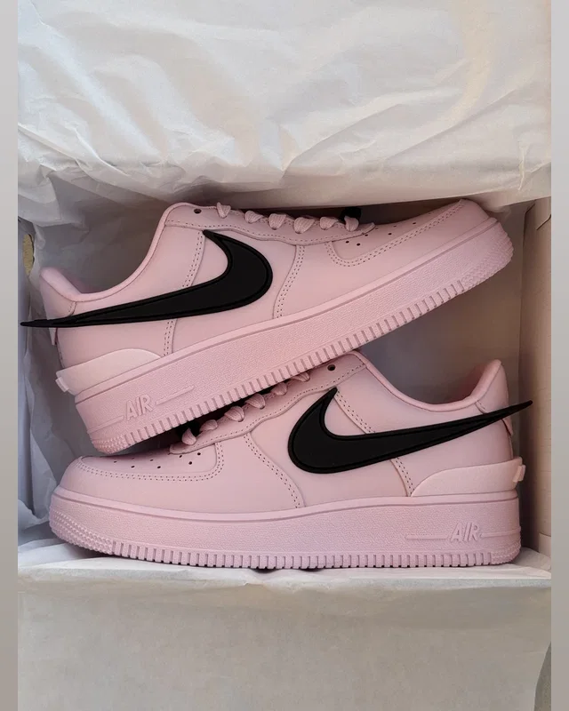 Nike Ambu. Light Pink — головне фото товару