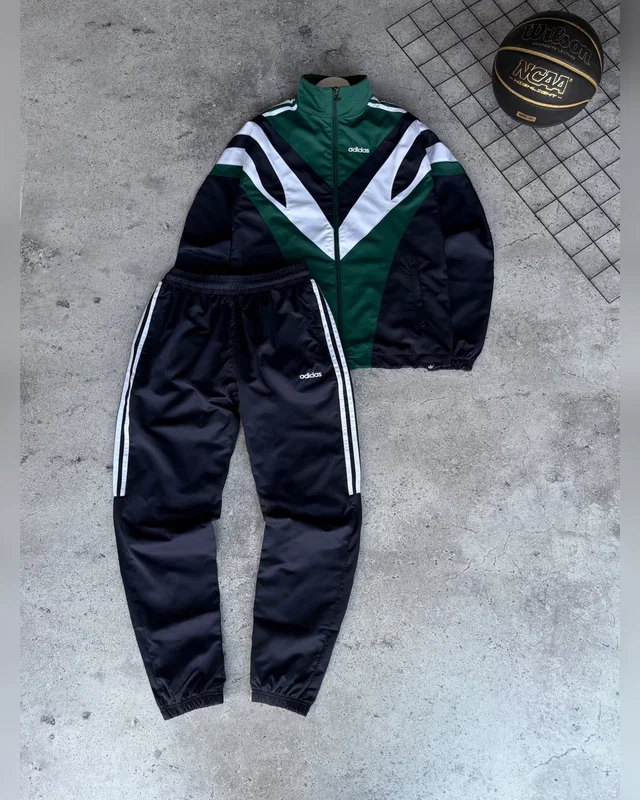 Костюм Adidas — головне фото товару