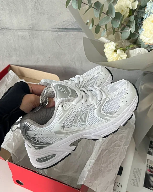 New Balance 530 White Silver — головне фото товару