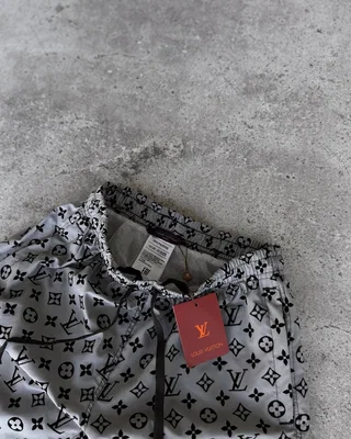 Шорти Louis Vuitton — головне фото товару