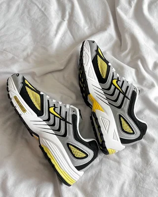 Nike Air Pegasus 2K5 'Opti Yellow Metallic Silver' HQ5718-100 — головне фото товару