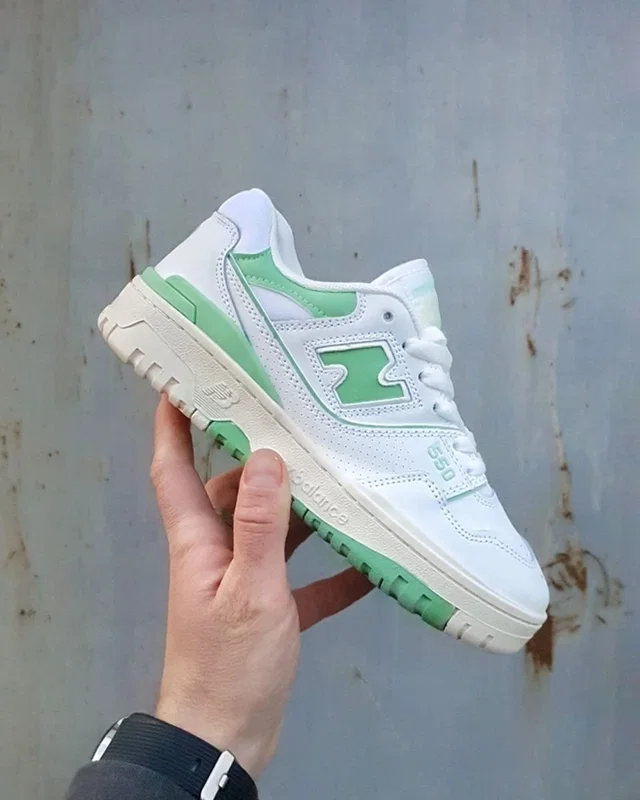 New Balance 550 White Green — головне фото товару