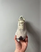 New Balance 327 Beige v2 — головне фото товару
