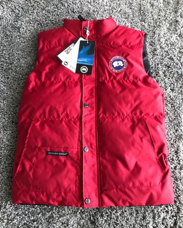 Жилет Canada Goose — головне фото товару