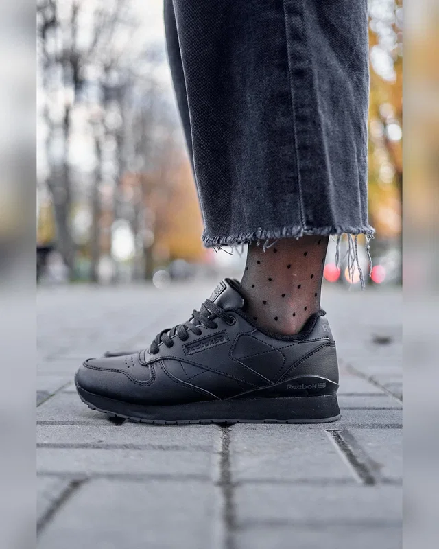 Reebok Classic Black Fleece — головне фото товару