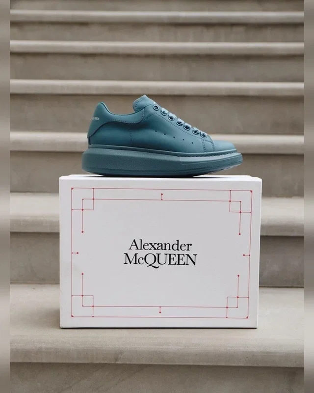 McQueen Moss Matte — головне фото товару