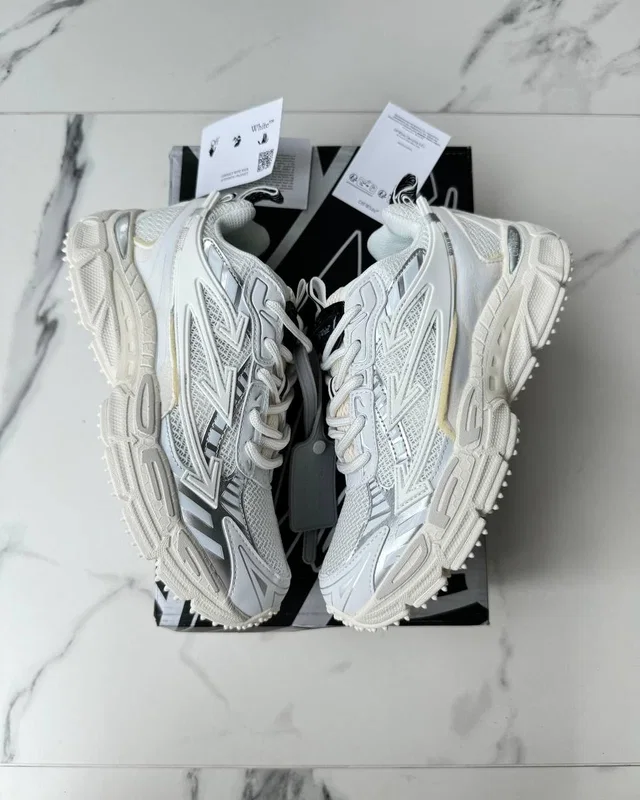 Off White Right Back White — головне фото товару