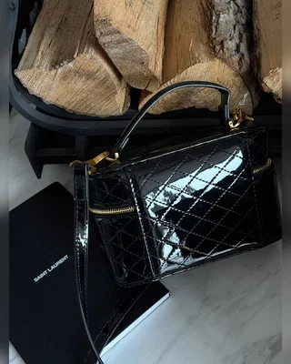 Saint Laurent Gaby Vanity Lacquered Leather Bag Black (Брендована коробка) 18 x 11 x 7 — головне фото товару