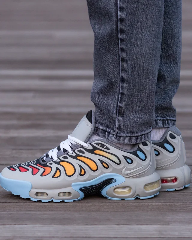 Nike Air Max Tn Plus Drift Grey Multicolor — головне фото товару