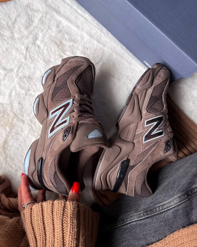 New Balance 9060 Brown Ice — головне фото товару
