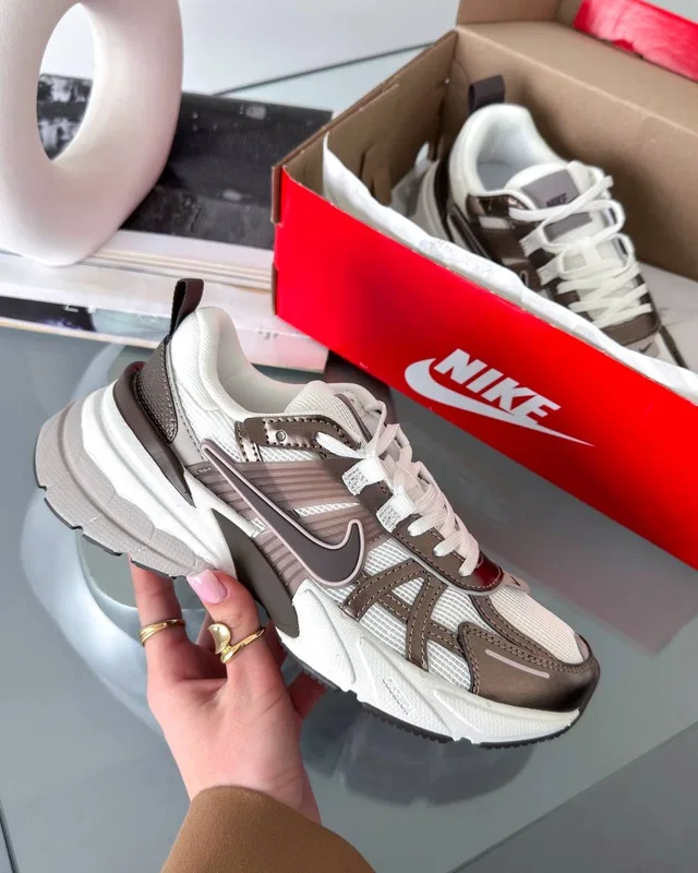 Nike V2k Run Mink Brown Summit White College Grey — головне фото товару