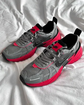 Nike V2K Runtekk "Red Graphite" — головне фото товару