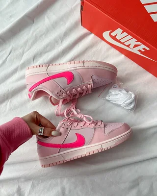 Nike Dunk Low GS Triple Pink — головне фото товару
