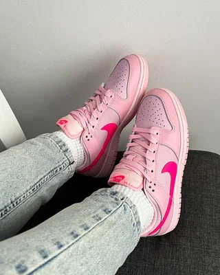 Nike Dunk Low GS Triple Pink — головне фото товару