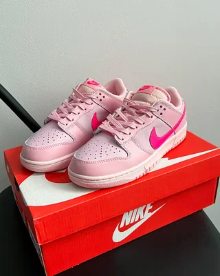 Nike Dunk Low GS Triple Pink — головне фото товару