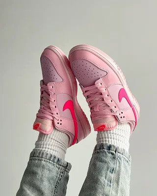 Nike Dunk Low GS Triple Pink — головне фото товару