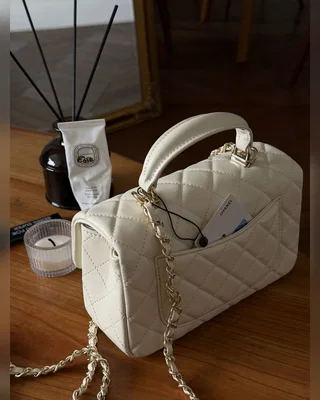 Chanel Mini Flap Bag White Gold Hardware (БЕЖЕВА) — головне фото товару
