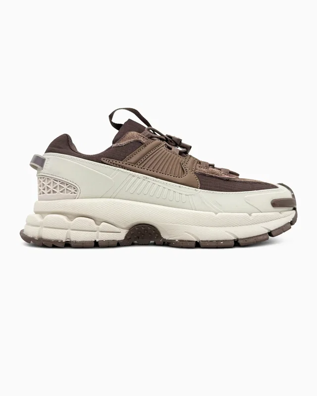 Nike Zoom Vomero Roam Beige Brown — головне фото товару